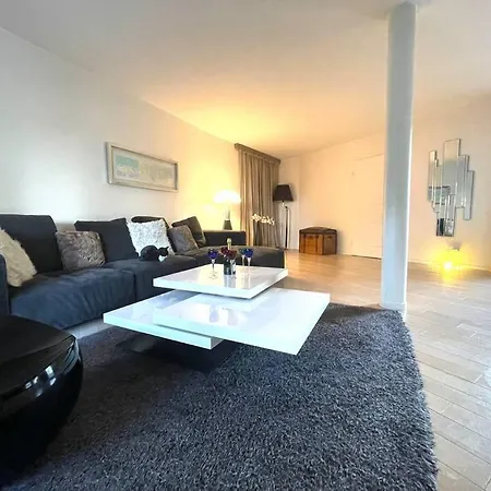 Duplex De 120m2 Avec 3 & Jardin Arbore Appartement *